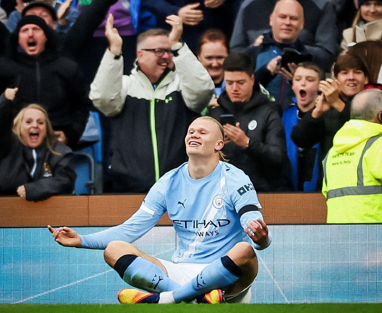 曼城英超击败卢顿哈兰德头球破门(曼城英超击败卢顿哈兰德头球破门了吗)